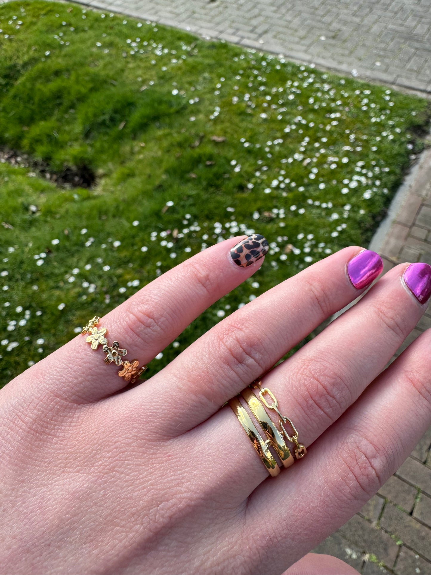 VM | Goudkleurige Chunky Ring