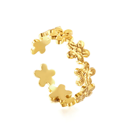VM | Goudkleurige Ring met Bloemdetail