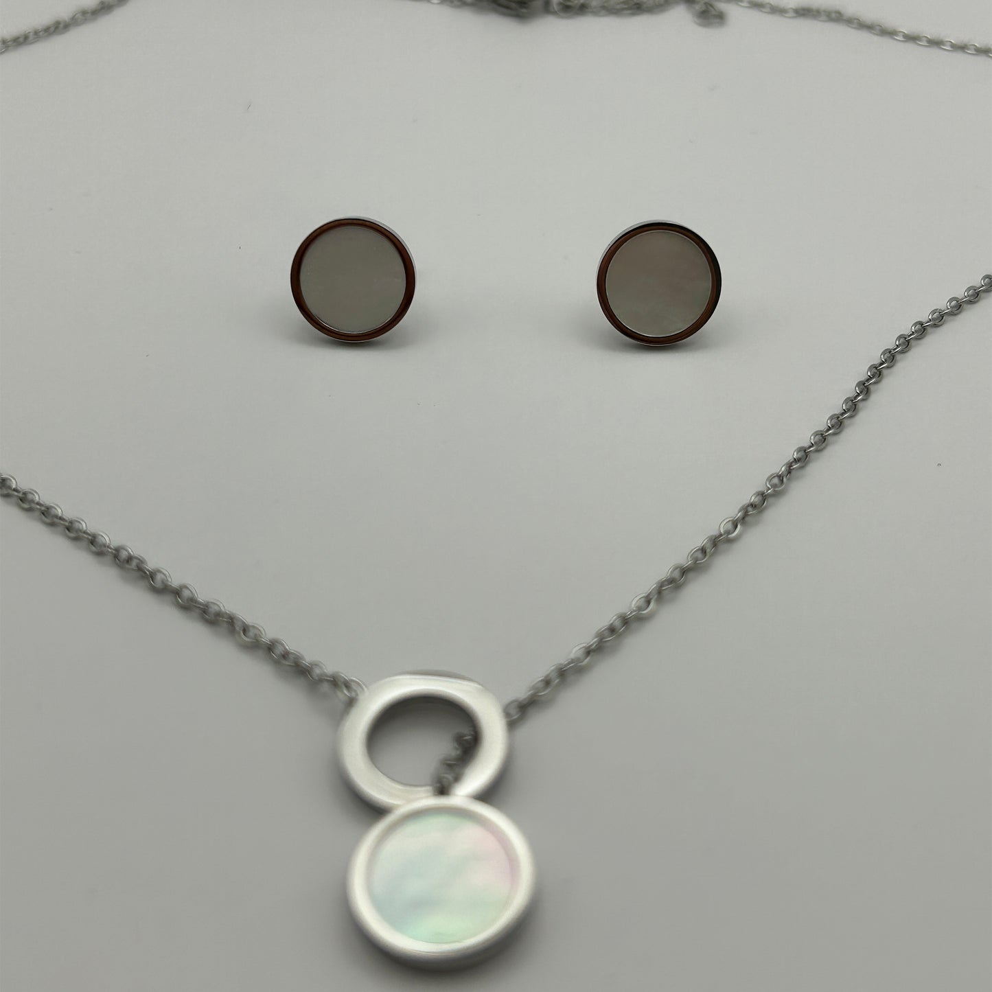 VM | Ketting + Oorbellen Set – Stralende Elegantie voor Elke Gelegenheid ✨