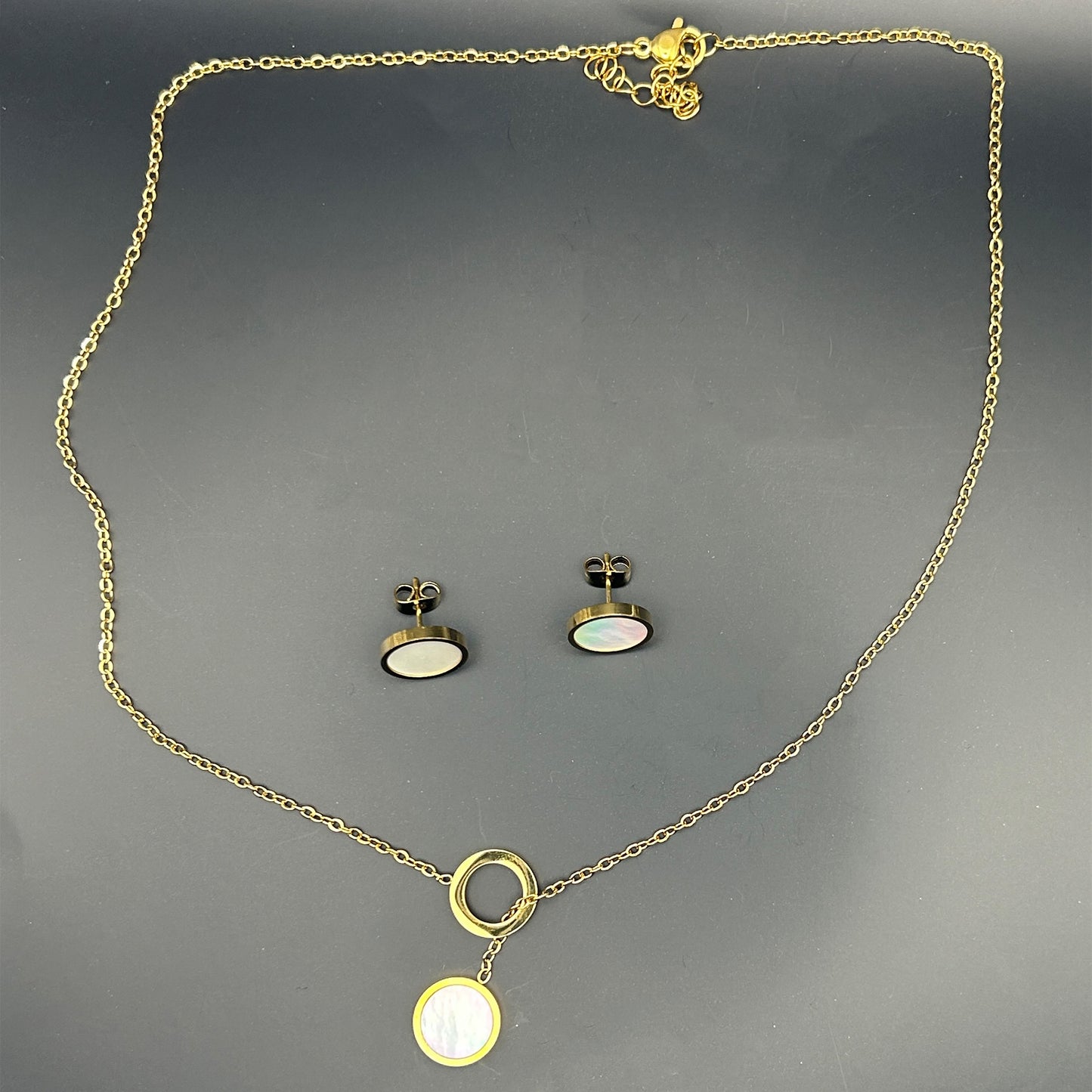 VM | Ketting + Oorbellen Set – Stralende Elegantie voor Elke Gelegenheid ✨